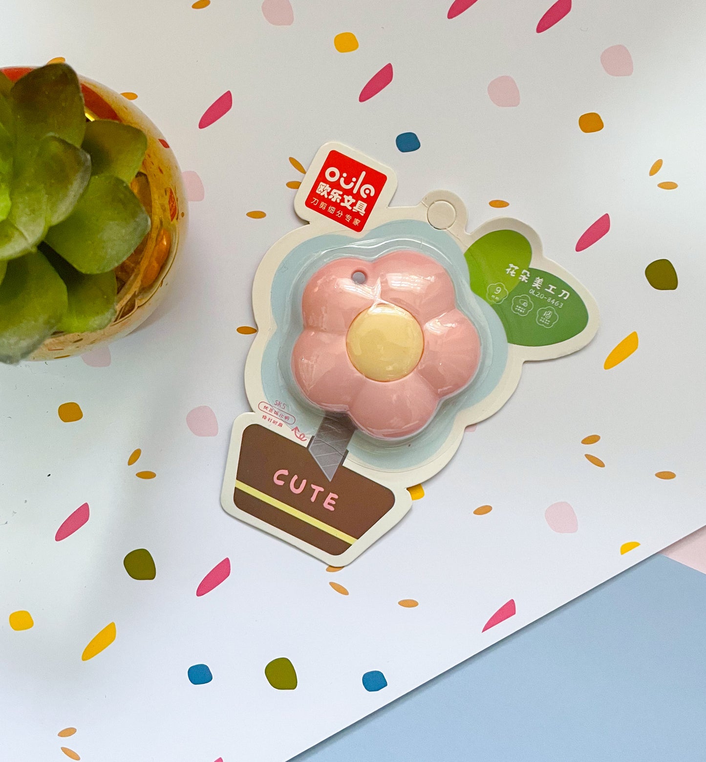 Cúter con diseño de flor