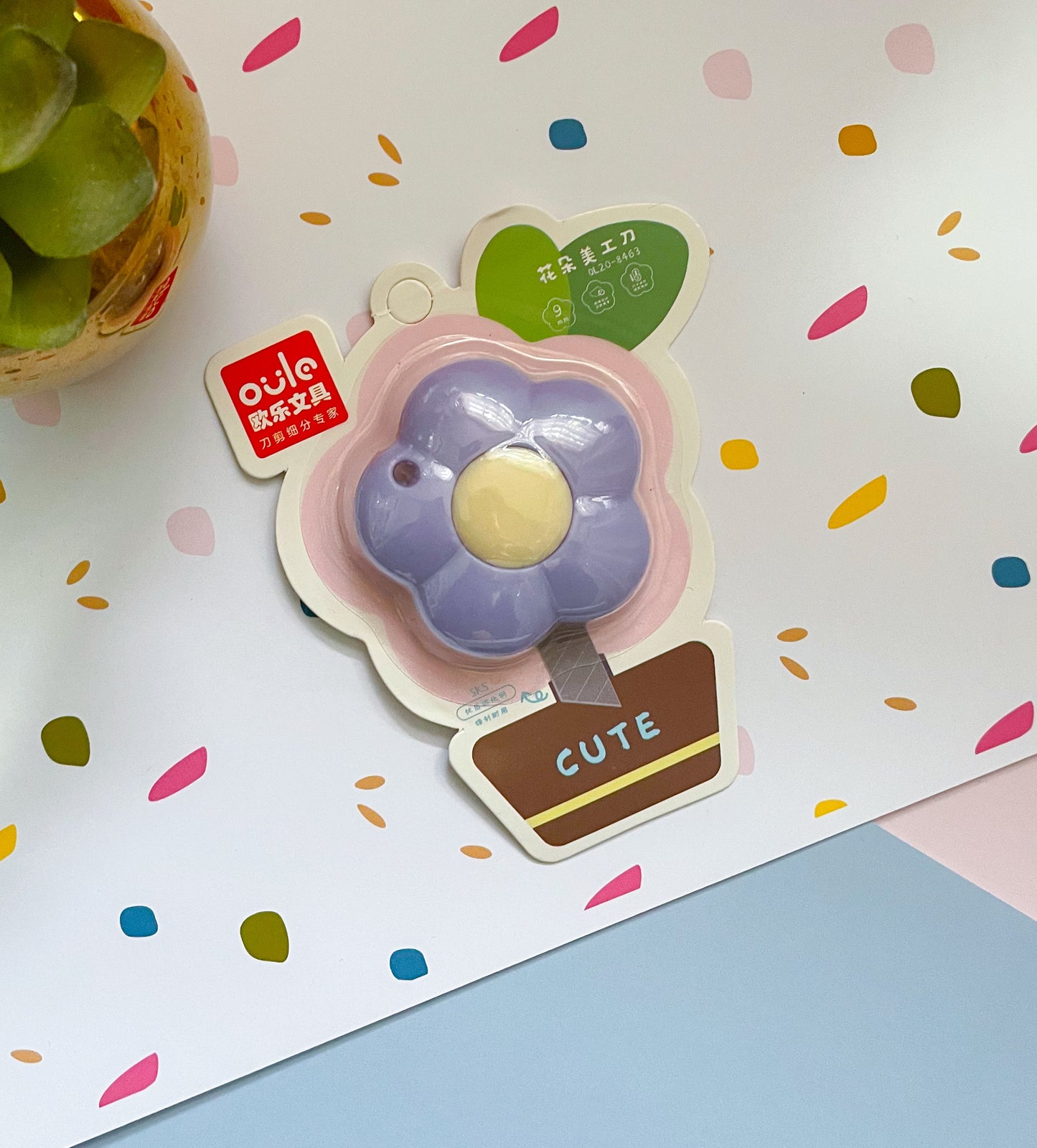 Cúter con diseño de flor