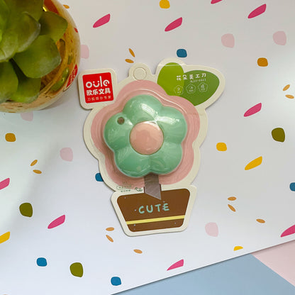 Cúter con diseño de flor